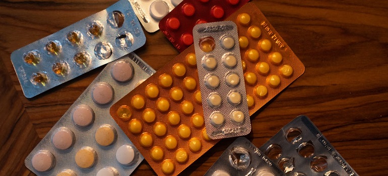 pills in containers